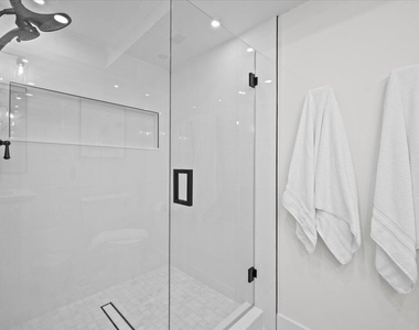 221 Brackenwood Terrace - Photo Thumbnail 13