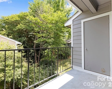 3156 Heathstead Place - Photo Thumbnail 11