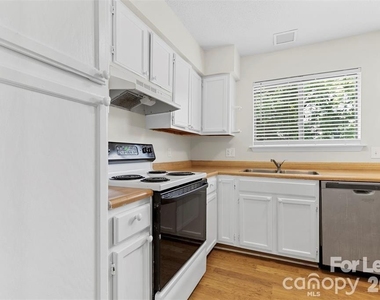 3156 Heathstead Place - Photo Thumbnail 4