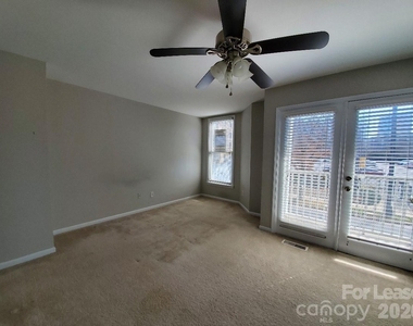 230 S Cedar Street - Photo Thumbnail 6