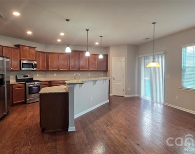10427 Paisley Abbey Lane - Photo Thumbnail 1