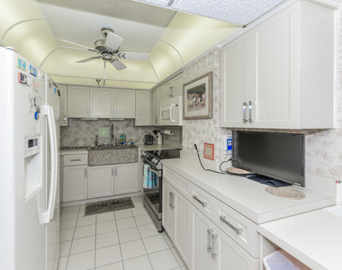 176 Helios Drive - Photo Thumbnail 34