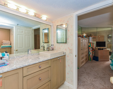 176 Helios Drive - Photo Thumbnail 26