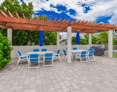 176 Helios Drive - Photo Thumbnail 42