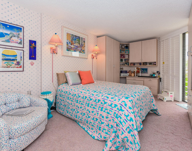 176 Helios Drive - Photo Thumbnail 21