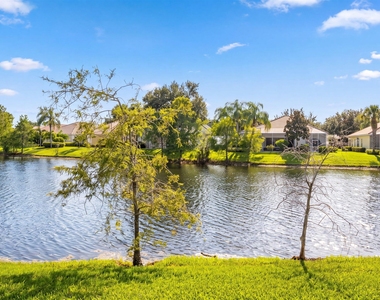 3136 Verdmont Lane - Photo Thumbnail 17
