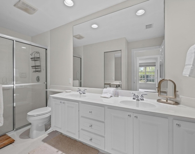 3136 Verdmont Lane - Photo Thumbnail 10