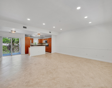 453 Ne 1st Street - Photo Thumbnail 4