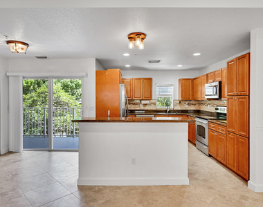 453 Ne 1st Street - Photo Thumbnail 11