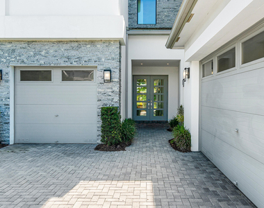 9006 Dulcetto Court - Photo Thumbnail 3