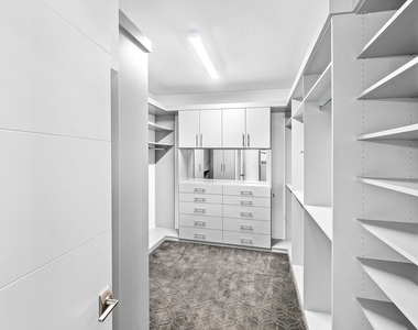 9006 Dulcetto Court - Photo Thumbnail 27