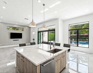 9006 Dulcetto Court - Photo Thumbnail 18