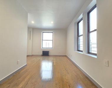 700 West 175th Street - Photo Thumbnail 2