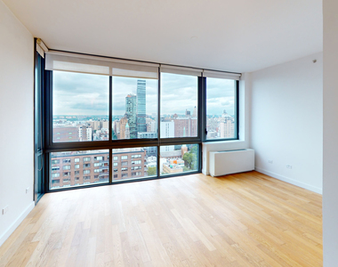 808 Columbus Ave - Photo Thumbnail 2