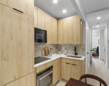47 St Marks Place - Photo Thumbnail 4