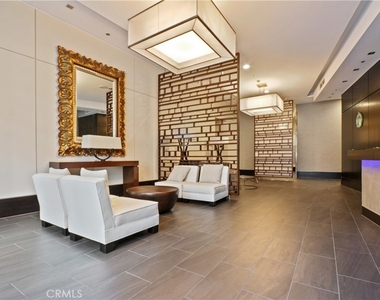 1100 S Hope - Photo Thumbnail 11