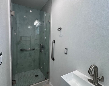 11209 Emery - Photo Thumbnail 11