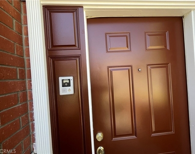 130 Fano Street - Photo Thumbnail 28