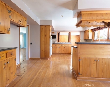 436 Stanford - Photo Thumbnail 19