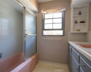 436 Stanford - Photo Thumbnail 6