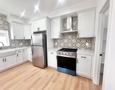 324 N J Street - Photo Thumbnail 2