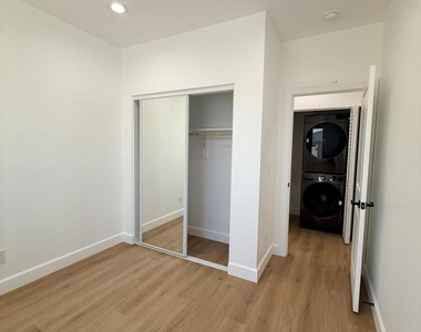 324 N J Street - Photo Thumbnail 13