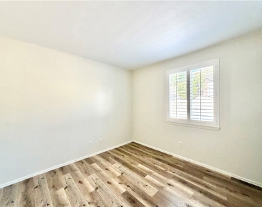 46383 Vianne Court - Photo Thumbnail 12
