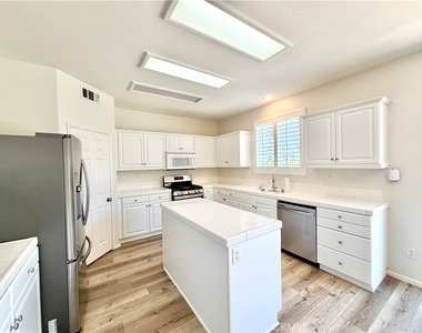 46383 Vianne Court - Photo Thumbnail 7