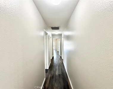 27071 School Park Drive - Photo Thumbnail 16
