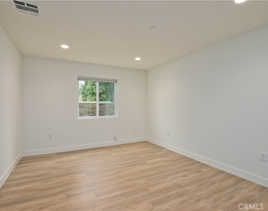 12516 San Fernando - Photo Thumbnail 7
