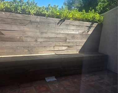 15137 Magnolia Boulevard - Photo Thumbnail 1