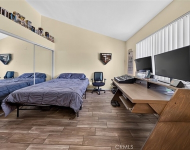 9540 Sepulveda - Photo Thumbnail 13