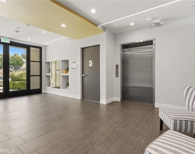 5820 La Mirada Avenue - Photo Thumbnail 32