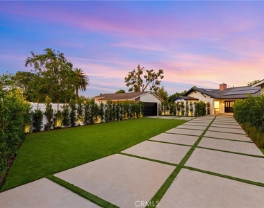6016 N Woodlake Avenue - Photo Thumbnail 1