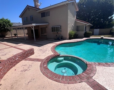10209 Oakdale - Photo Thumbnail 22