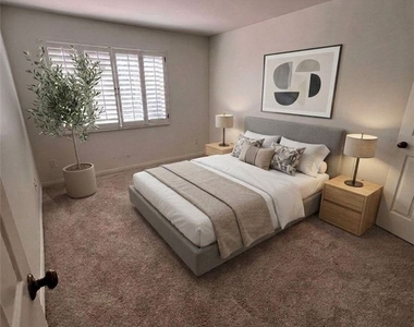 10209 Oakdale - Photo Thumbnail 11