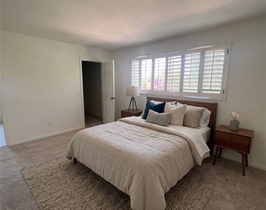 10209 Oakdale - Photo Thumbnail 15