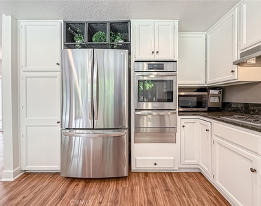 31735 Bainbrook Court - Photo Thumbnail 9