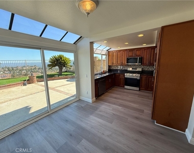19608 Shadow Glen Circle - Photo Thumbnail 5