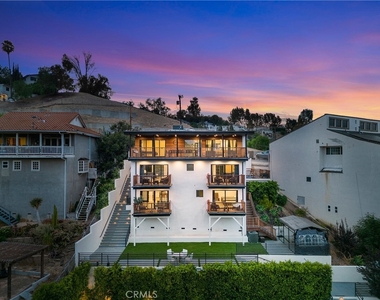 5150 Campo Road - Photo Thumbnail 20