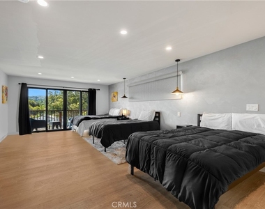 5150 Campo Road - Photo Thumbnail 7