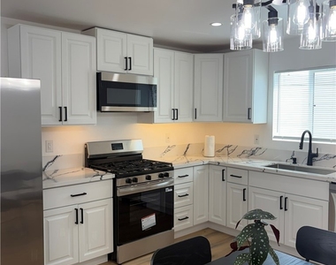 7937 Cleon - Photo Thumbnail 15