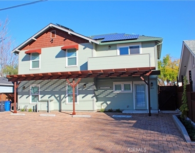 1413 Pine Street - Photo Thumbnail 11