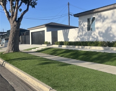 603 E 226th Street - Photo Thumbnail 1