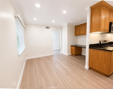7016 Lofty Grove - Photo Thumbnail 3
