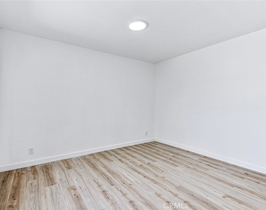 107 S Helberta Avenue - Photo Thumbnail 10