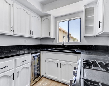 107 S Helberta Avenue - Photo Thumbnail 9