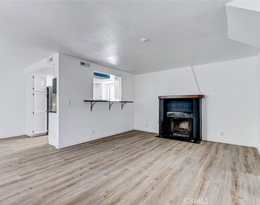 107 S Helberta Avenue - Photo Thumbnail 4