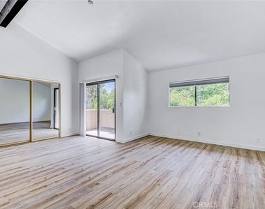 107 S Helberta Avenue - Photo Thumbnail 19