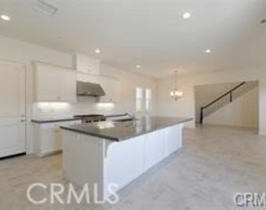 55 Mesa Verde - Photo Thumbnail 3